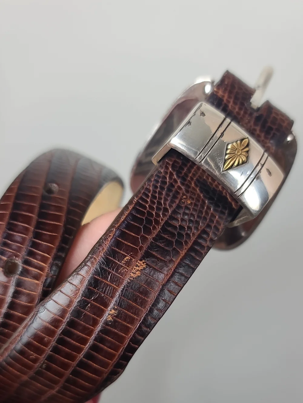 Vtg Western Brown Croc-Embossed Italian Leather Belt Silver-Tone Ranger Buckle